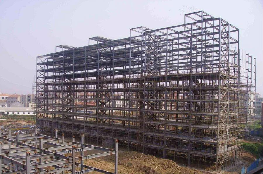 五大连池高层钢结构的支撑布置与构造应该符合哪些要求